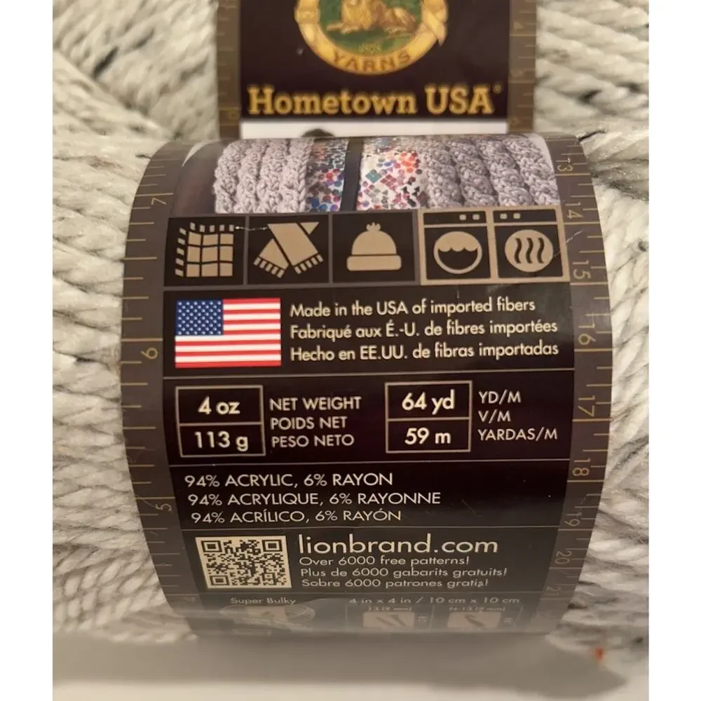 Vtg LION BRAND Yarns Hometown USA‎ 2 Skeins 4oz Super Bulky Aspen Tweed #302